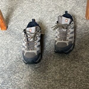 Merrell men’s Moab hiking shoe